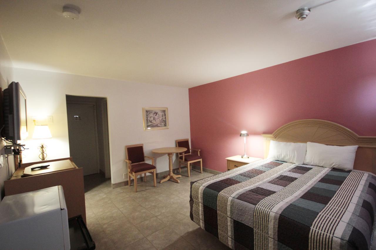 6267 Persepolis Inn ナイアガラ・フォールズ エクステリア 写真